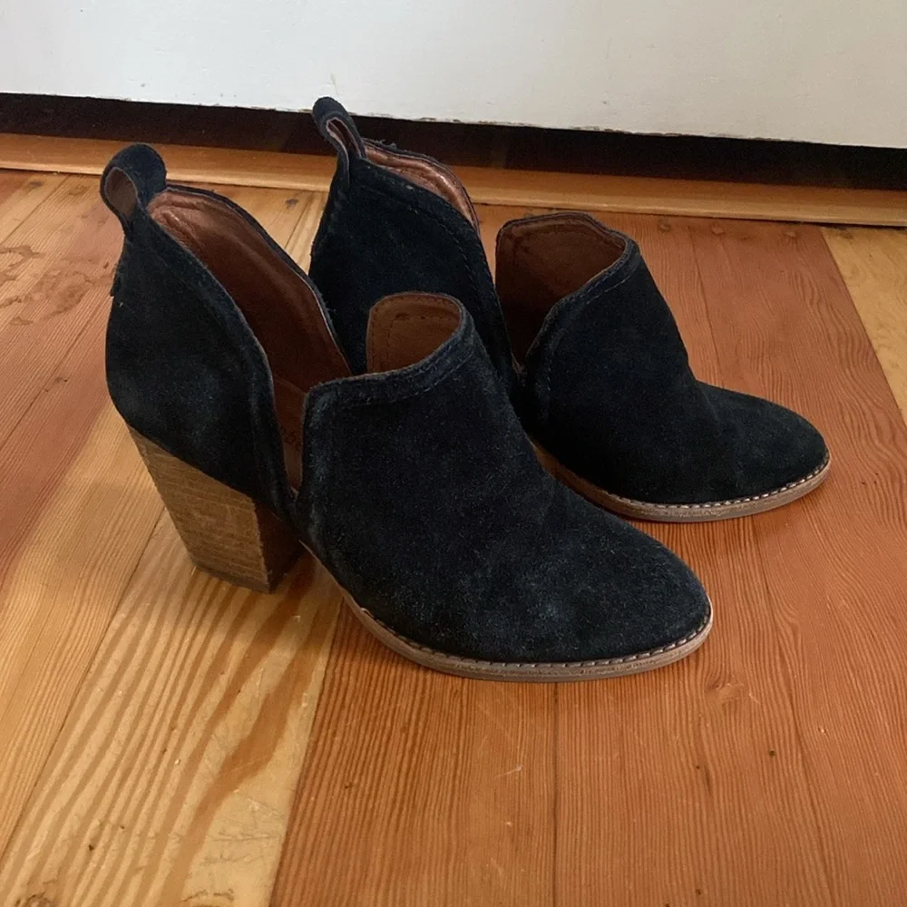 Jeffrey Campbell Black Suede Split Shaft‎ Booties 6